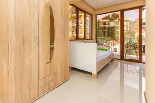 Гостевой дом Jovan Apartments Петровац Четырехместный номер Делюкс-5