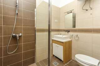 Гостевой дом Jovan Apartments Петровац Трехместный номер Делюкс с видом на море-6