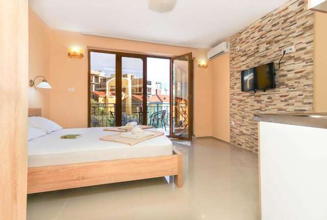 Гостевой дом Jovan Apartments Петровац-15